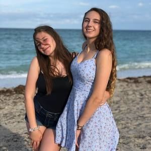 Meet your Posher, Francesca